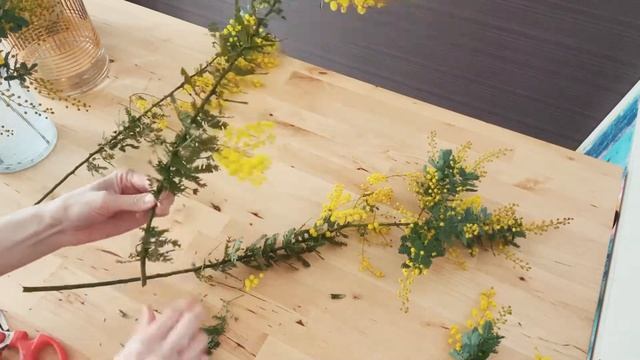 【フラワーアレンジメント】初心者におすすめ ミモザを花瓶に飾る バランスの良い活け方 смотреть онлайн