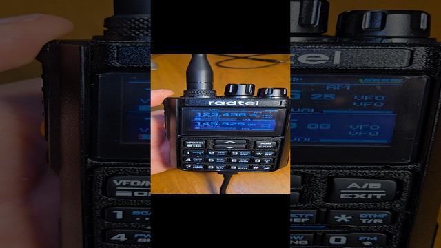 Радиостанция Radtel RT-900 смотреть онлайн