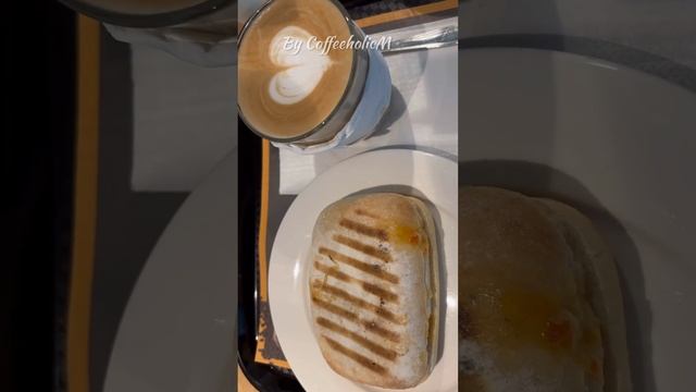 【☕️ Time with CoffeeholicM 】 Ciabatta Chicken 🍗 and pineapple 🍍 菠蘿雞肉意式包 смотреть онлайн