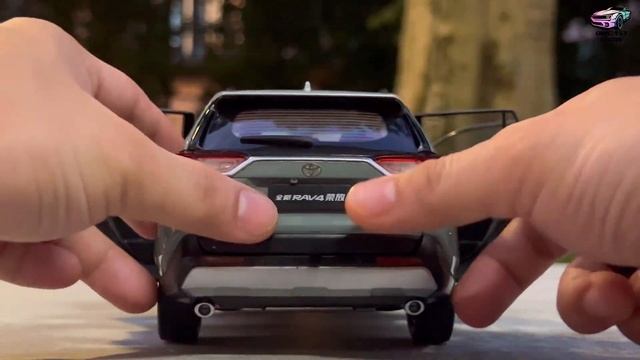 Unboxing Toyota Rav4 1/18 Diecast Model | Diecast Show