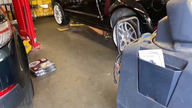 Putting AMR wheels on My Mustang GT смотреть онлайн