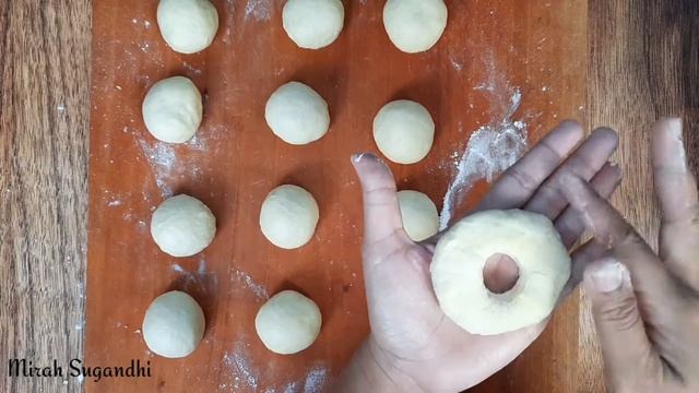 RAHASIA Donat Susu Lembut dan Mulus tanpa Ulen lama || Tanpa Mixer смотреть онлайн