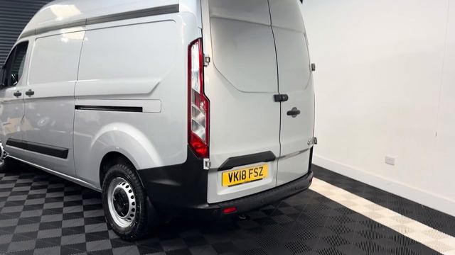 Ex British Gas/CENTRICA high roof transit custom presented in moondust silver смотреть онлайн