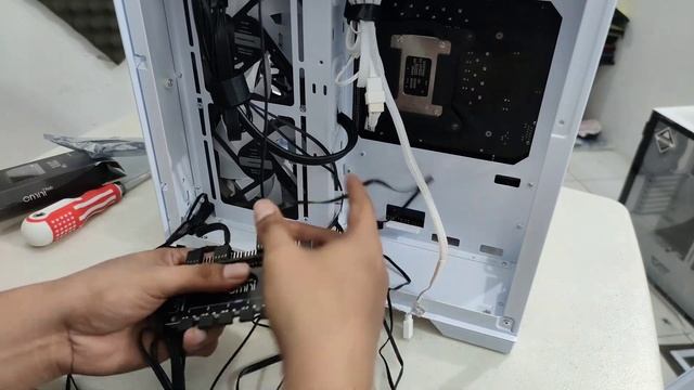 #RakitPC Cuy Eps103 - Cobain Tecware VXM + Scythe Kaze Flex argb смотреть онлайн