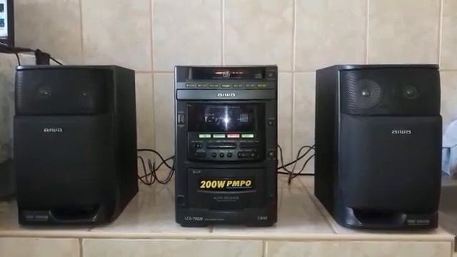 AIWA LCX-700M II YOU AND YOUR FRIEND (DIRE STRAITS) смотреть онлайн