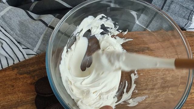 Oreo Crepe Cake Recipe