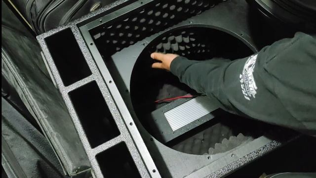 COMO SERA POR DENTRO EL BAJO???? abrimos e inspeccionamos el bajo audiocenter смотреть онлайн