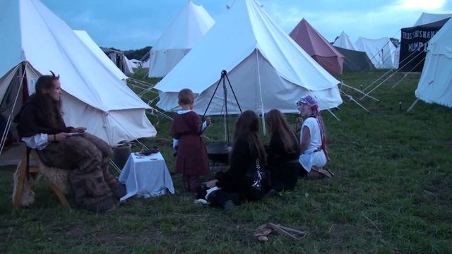 DF 2011 - Faun und Besuch 1 смотреть онлайн