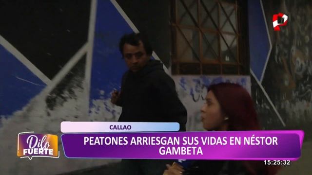 PEATONES IMPRUDENTES ARRIESGAN SU VIDA EN AUTOPISTA NÉSTOR GAMBETA смотреть онлайн