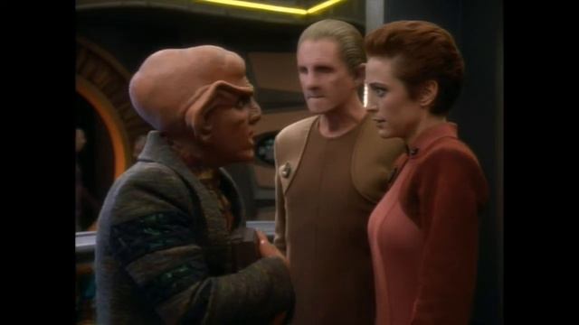 Star Trek DS9 S2E24 Odo & Kira | Corner QUARK! ♥ смотреть онлайн