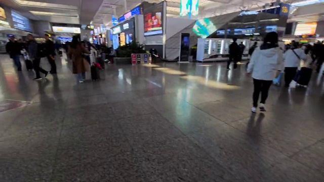 #Шанхай. Южный железнодорожный вокзал Шанхая #путешествия #отдых смотреть онлайн