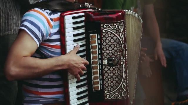 Маладзiк удалы. НагУаль. смотреть онлайн