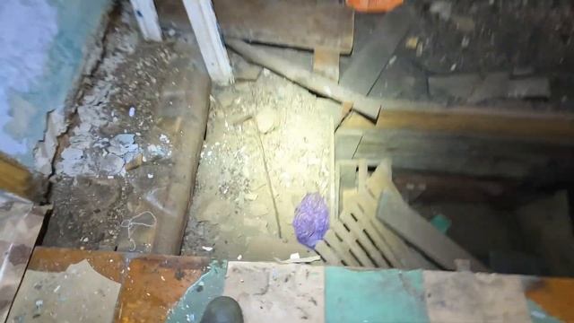 Батя ломает пол в доме смотреть онлайн