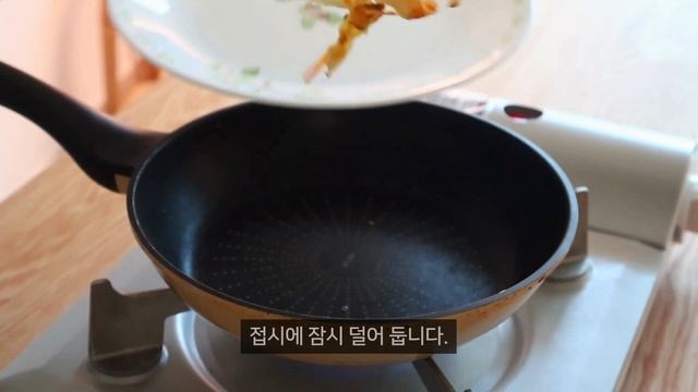 양배추를 밥대신 이렇게 드세요. 간단하고 영양가득한 양배추부침개. Cabbage Recipe смотреть онлайн