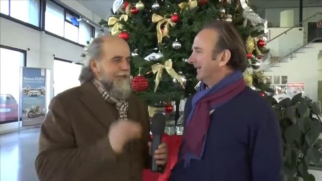 Buone feste dalla Toyota Rolancar смотреть онлайн