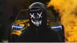 Крытая музыка в машине