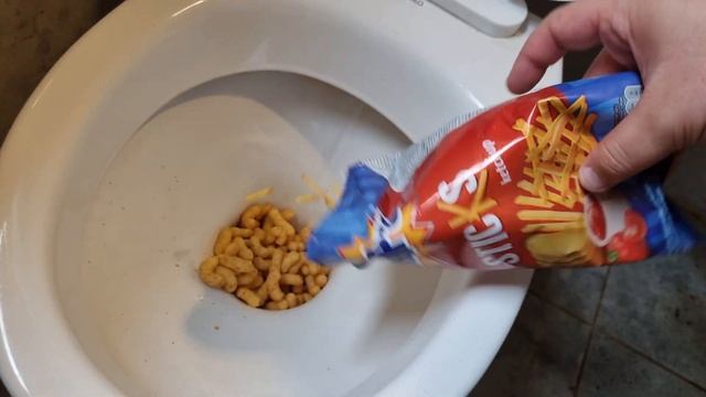 Will it Flush - Coca Cola, Fanta, Sprite, Plastic Balls, Eggs, Puppy, Candy, M&Ms, Skittles, Pool смотреть онлайн