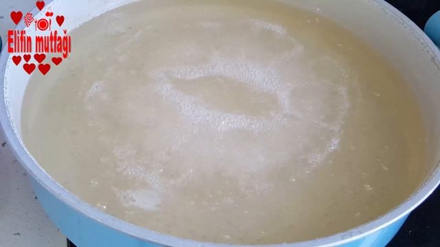 KAYISI ÇEKİRDEKLERİNDEKİ BADEMLERİDE KULLANARAK DAĞILMADAN TANE TANE TAZE KAYISI REÇELİ TARİFİ смотреть онлайн