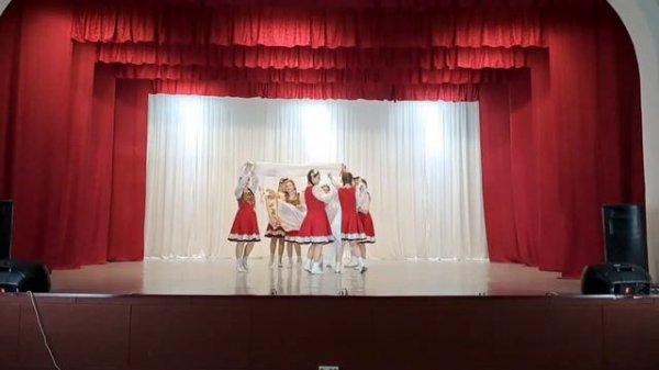 Танец: "Родная сторонушка"