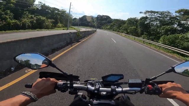 Vuelta en MT-09 MODIFICADA con QUICKSHIFTER 🔥😍⚡ смотреть онлайн