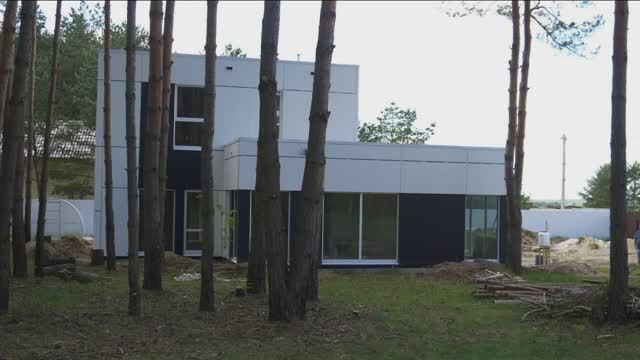 Много домов DAS HAUS