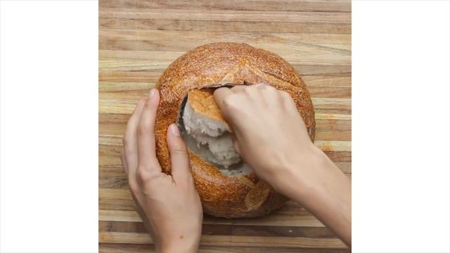 4 Healthy Vegan Bread Bowl Soups смотреть онлайн