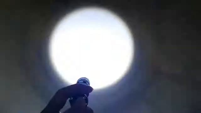 Bicycle Light Commercial смотреть онлайн
