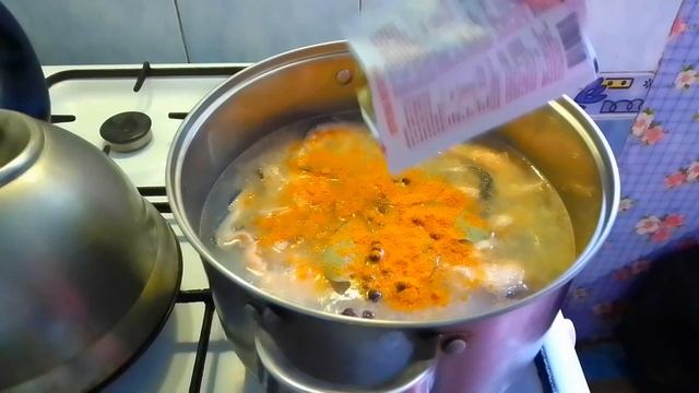 Суп зятя, аж мене похвалив смотреть онлайн