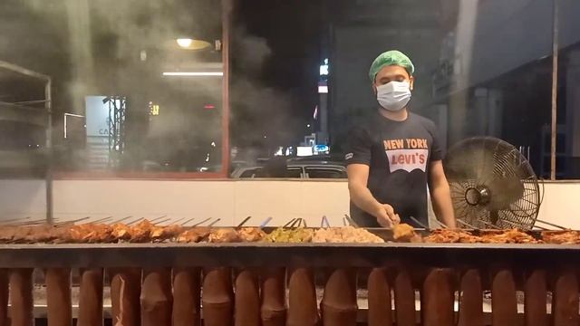 HOT N CHILLI|ISLAMABAD|FOOD REVIEW|CHICKEN BBQ|CHOWMEN|BEEF KEBAB|FOOD EVERYWHERE #food #everywhere смотреть онлайн