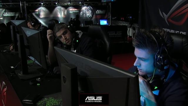 ASUS ROG 2015 - Titan vs 3Dmax смотреть онлайн
