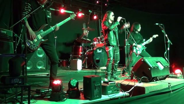 HOT DOG // 04 - Desastre Natural (Hangar 18, 28/10/2022) смотреть онлайн