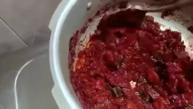 Beet root poriyal & Vanjaram fish fry смотреть онлайн