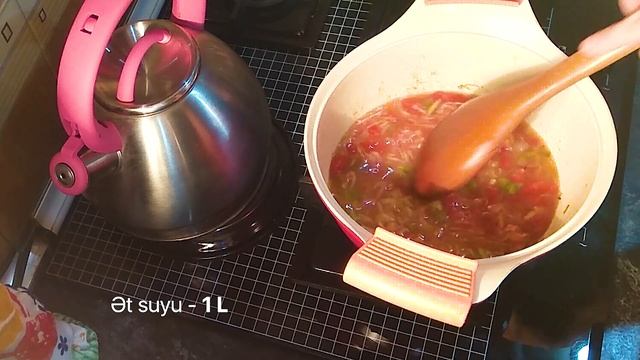 Ətli ulduz şəhriyə şorbası / Etli şehriyeli çorba / Мясной суп с вермещелъю смотреть онлайн