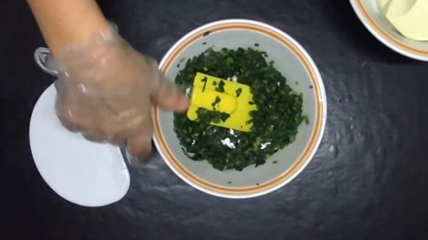 Лепешки с шпинатом и с брынзой