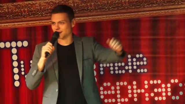 Выход Жени Галича (с аплодисментами) смотреть онлайн