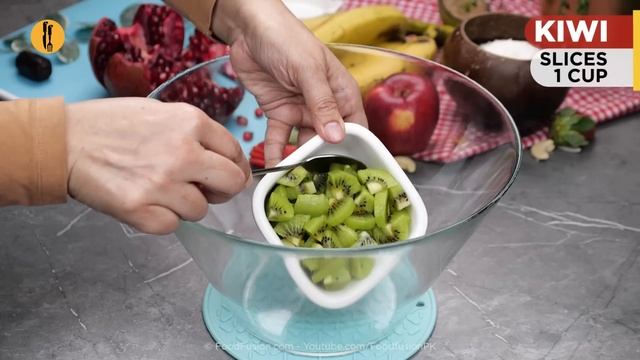 Creamy Fruit Chaat Recipe By Food Fusion (Ramazan Special Recipe) смотреть онлайн