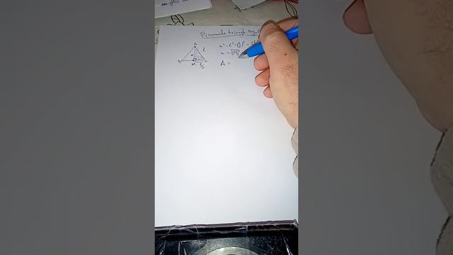 Piramida triunghiulara regulata смотреть онлайн