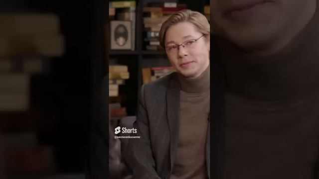 Дмитрий Бикбаев в проекте Нестеренко центр Persona Grata1 смотреть онлайн