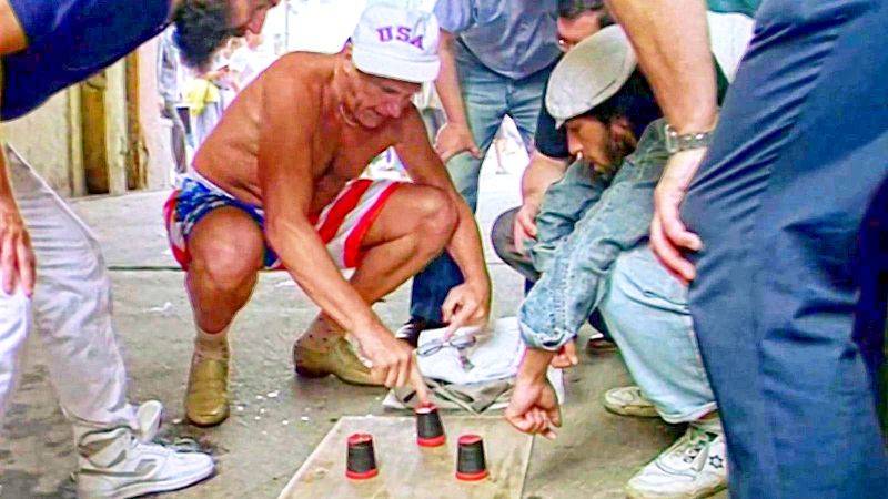 Escape frjm Tarkov _ Игра в наперстки смотреть онлайн