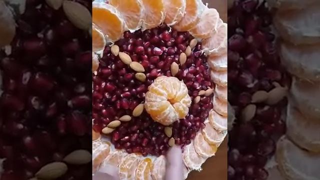 УКРАШЕНИЕ К ВАШЕМУ НОВОГОДНЕМУ СТОЛУ ОТ АХМЕДА ЗУРАБОВА !ШАПКА МОНОМАХА ИЗ ФРУКТОВ смотреть онлайн