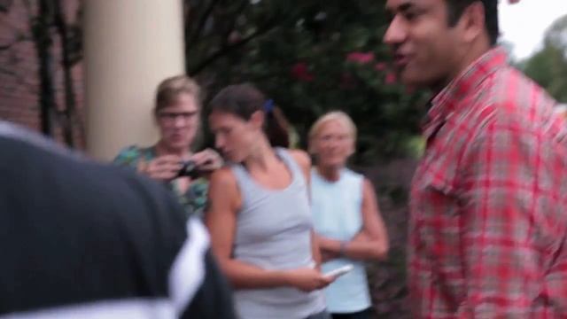 Kal Penn at OFA North Carolina: Volunteer and Register to Vote смотреть онлайн