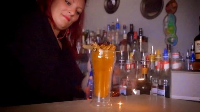 Cherry Berry - Dernière Danse (Clip Officiel)