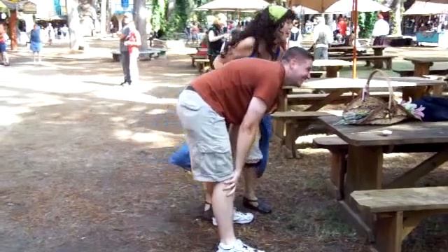 Brian Being Spanked by a Wench смотреть онлайн