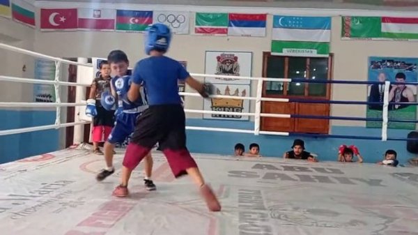 Qoʻqon shahri Oʻktam klubi bolalari bilan sparing