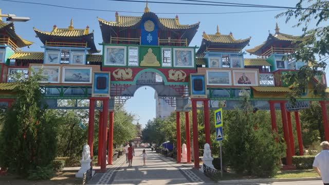 Путешествие на юг 2023. Часть 1 (Элиста) смотреть онлайн