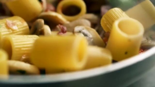 Barilla Mezze Maniche Rigate con champignon смотреть онлайн