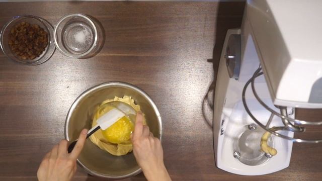 Шафрановый кулич (sound) смотреть онлайн