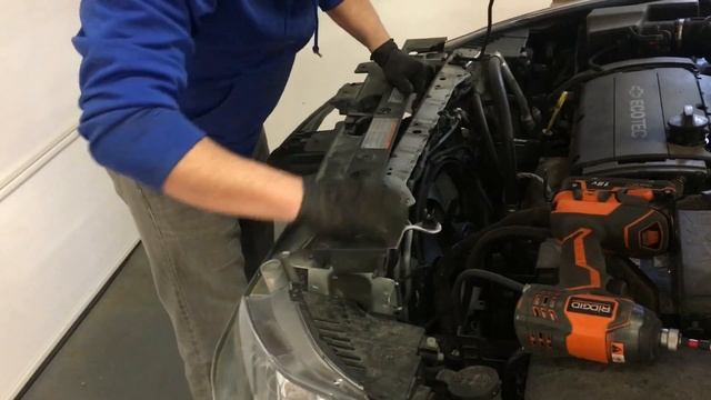 Wrecked 2016 Cruze rebuild/the tear down! смотреть онлайн