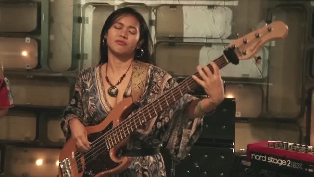 Funk No.1 - TOKYO GROOVE JYOSHI (Фанк) смотреть онлайн