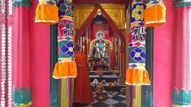 Aarathi offering to Jagadhatri Devi . 26 august. #nithyananda #kailasa #kashi смотреть онлайн